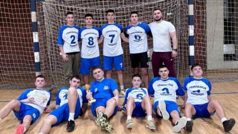 OKRUŽNO TAKMIČENJE U PARAĆINU: Ćuprijski gimnazijalci pobedili u fudbalu