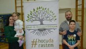 СТОЛИЦА ЗА ПАЛЧИЦУ: Подршка кикиндске Основне школе Јован Поповић деци ниског раста