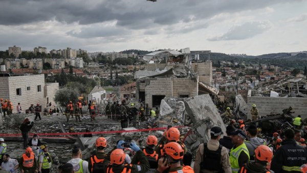 ДЕСЕТИНЕ НЕВИНЕ ДЕЦЕ СУ УБИЈЕНЕ, ОВО НЕЋЕ ОСТАТИ БЕЗ ОДГОВОРА У нападу на школу у Ирану скоро 150 мртвих