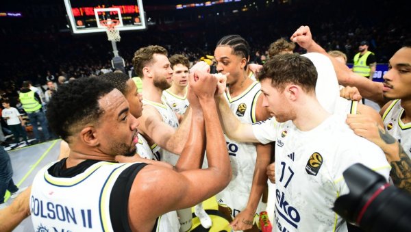 ФЕНЕРБАХЧЕ У ГОРИМ ПРОБЛЕМИМА ОД ПАРТИЗАНА! Чак четворица не могу да напусте Емирате!