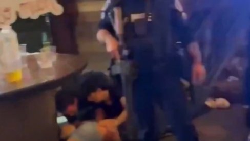 MASOVNA PUCNJAVA U TEKSASU: Ubijeno troje ljudi i najmanje 14 ranjeno (VIDEO)