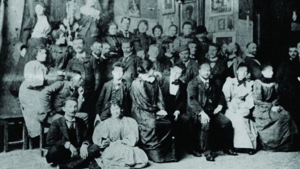 СПОЗНАЈА СНАГЕ ЈАВНОГ И ПОЛИТИЧКОГ ДЕЛОВАЊА: Породична кућа Петровића у Београду није била само простор за живот