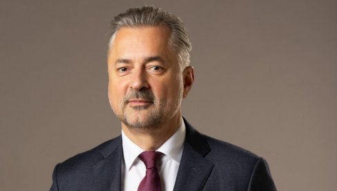 ПОДРШКА СРПСКИМ ПОЉОПРИВРЕДНИЦИМА: ИДЕА Маркети откупиће два милиона литара домаћег млека