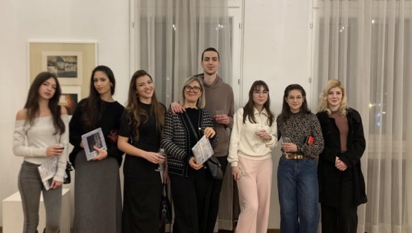 КАДА ХРАБРОСТ ПОБЕДИ ГОДИНЕ: Бањалучанка Лидија Стајчић у 55. години остварила сан и уписала Академију уметности