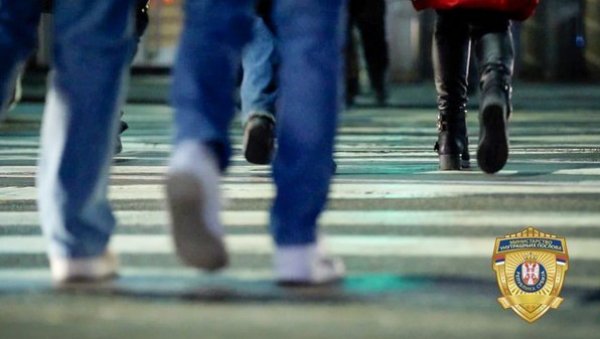 МУП СЕ ОГЛАСИО НАКОН ТРАГЕДИЈЕ У СЈЕНИЦИ: Страдали су најрањивији - жена и деца