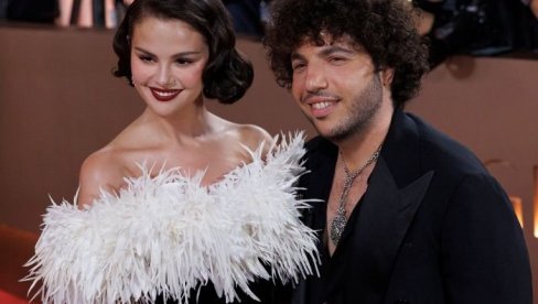 SELENA GOMEZ SE PONIZILA KAO NIKAD PRE: LJubila prljave noge svom mužu? (VIDEO)