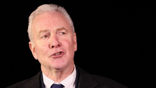 НЕ ЗНАЈУ ГДЕ УДАРАЈУ Амерички сенатор: Управо сам изашао с брифинга владе о Ирану, немају појма шта раде (ВИДЕО)