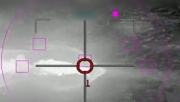 ИЗРАЕЛЦИ ОБЈАВИЛИ НОВИ СНИМАК: Овако смо оборили ирански авион изнад Техерана (ВИДЕО)