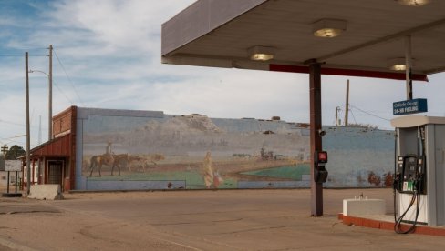 ДИВЉАЈУ ЦЕНЕ БЕНЗИНА У САД:  Тренутно на највишем нивоу у последњих 11 месеци