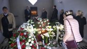 ОДЛАЗАК У ВЕЧНОСТ! Сахрањен Александар Боричић, последњем испраћају присуствовао огроман број поштовалаца!