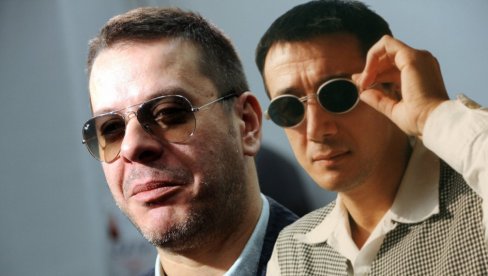 Vlado prvi put progovorio o priči da je ukrao Rođinu SVESKU SA HITOVIMA