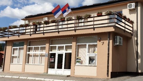 ЗАКОН ЈЕ ИСТИ ЗА СВЕ! Блокадери два пута оборили сопствену листу у Севојну – ни папире не умеју да предају, а хтели би да воде државу!