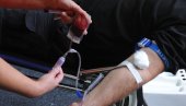 МАТУРАНТИ ДАЈУ КРВ: Традиционална акција Црвеног крста у Краљеву