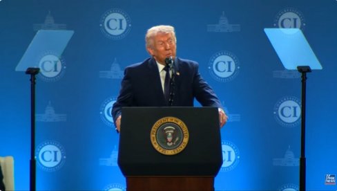 СВЕТ НАС САДА ПОШТУЈЕ ВИШЕ НЕГО ИКАДА РАНИЈЕ Трамп: Нећемо стати док непријатељ не буде потпуно и одлучно поражен (ВИДЕО)