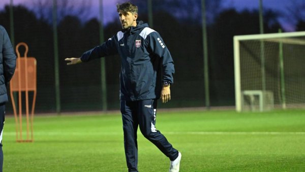 ОТВОРЕНА ВРАТА РЕПРЕЗЕНТАЦИЈЕ: Тренинг у Старој Пазови увод у селективну утакмицу