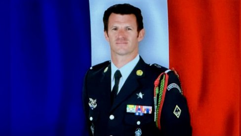 POGINUO U ODMAZDI ZBOG NAPADA NA IRAN: Francuski vojnik stradao u Iraku, baza napadnuta zbog nosača aviona?