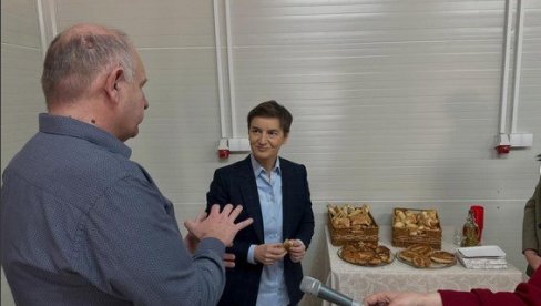 SRBIJA MORA DA NASTAVI DA RADI, NIKAKO DA STOJI I BUDE BLOKIRANA Brnabićeva: Borimo se za našu zemlju jer su Lučani i Srbija naša porodica!