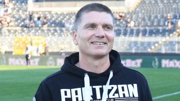 ПАРТИЗАН ДОБИЈА ВЕЛИКО ПОЈАЧАЊЕ: Полазник Ајаксове школе опција више за Срђана Благојевића!