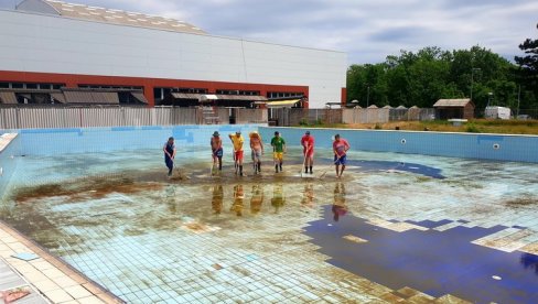 РЕКОНСТРУИШУ СЕ ГРАДСКИ БАЗЕНИ У КРАГУЈЕВЦУ : Купалишна сезона почиње 15. јуна