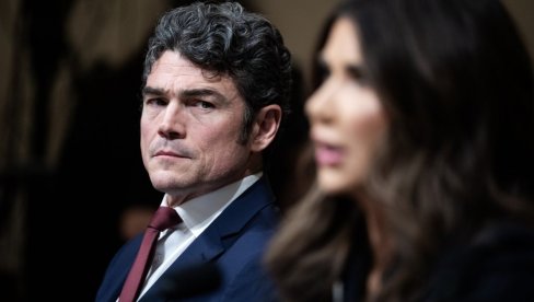 ДОЈУЧЕРАШЊИ ТРАМПОВ ОБАВЕШТАЈАЦ УДАРИО НА БЕЛУ КУЋУ: Израел нас је увукао у рат, дао кординате да гађамо школу