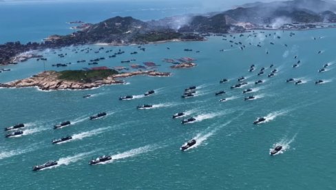 NOVA VERZIJA KINESKOG ZIDA: Misteriozni fenomen i moru između Japana i Kine (FOTO/VIDEO)