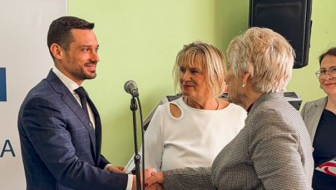 ФОНД ПИО И САВЕЗ ПЕНЗИОНЕРА СРБИЈЕ – УЗ ПЕНЗИОНЕРЕ КУЛЕ