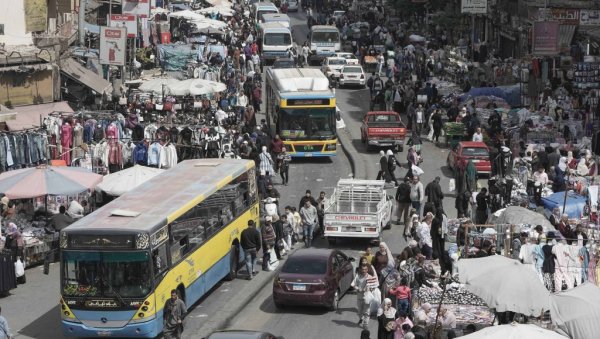 НОВЕ МЕРЕ У ЕГИПТУ: Ево до када смеју да раде продавнице и ресторани