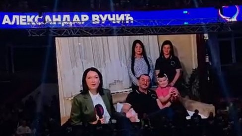 СРБИЈА ЈЕ НАША ПОРОДИЦА: Отац малог Андрије послао јасну поруку