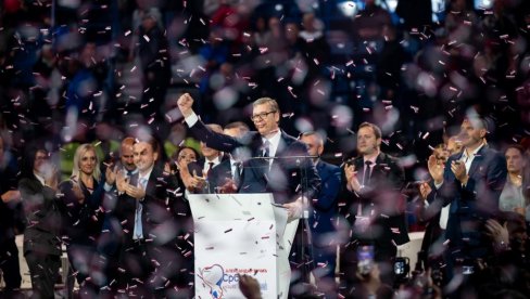 MI SMO NA BRANIKU OTADŽBINE Vučić: Ne damo vam našu Srbiju