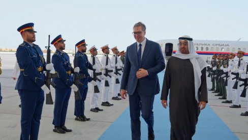 SNIMAK SVE GOVORI: Pogledajte kako je Vučić dočekan u Emiratima