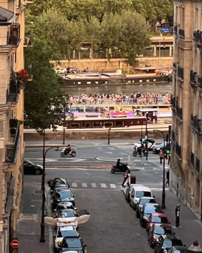 МАСОНСКА СПИРАЛА НАСИЉА И УБИСТАВА:  На суђењу у Француској, због низа криминалних дела, на оптуженичкој клупи нашло се 22 људи