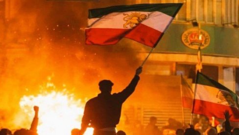 IRAN DELUJE IZ OČAJA Američki admiral otkrio razmere napada – civili na udaru, fabrike projektila meta