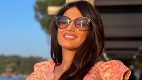 JEDNA OD NAŠIH NAJLEPŠIH VODITELJKI OTKRILA KOJE JE IME IZABRALA ZA ĆERKU: Unela si neizmernu sreću u naše živote (FOTO)