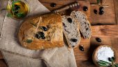 ХИЛАНДАРСКИ ХЛЕБ СА МАСЛИНАМА: Рецепт који носи дух манастирске кухиње