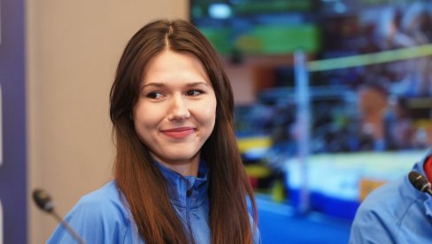 ПРЕПЛАВЉЕНА САМ ЕМОЦИЈАМА! Ангелина Топић не може да дође себи