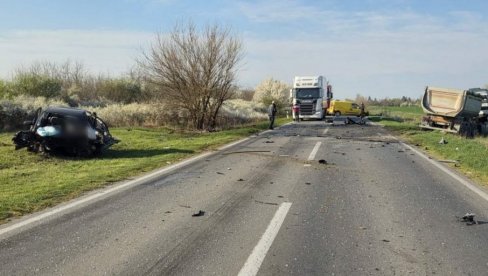 POGINUO VOZAČ BMW-A: Teška saobraćajna nesreća kod Stajićeva