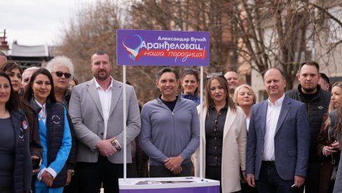 АЛЕКСАНДАР ВУЛИН РАЗГОВАРАО СА ГРАЂАНИМА АРАНЂЕЛОВЦА: Гласајте за своје комшије, за породицу