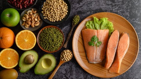 ПРЕВИШЕ ПРОТЕИНА ТЕРЕТ ЗА БУБРЕГЕ: Нефролог открива све о уносу беланчевина