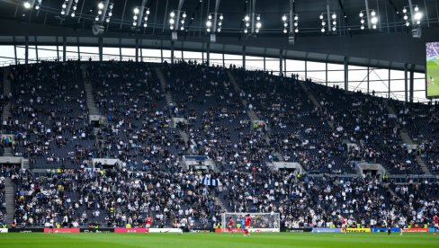 KAD JE TEŠKO ON JE UVEK TU: Totenhem poziva u pomoć čoveka koji zna kako se ostaje u ligi?