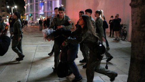 ПРОТЕСТА ЗБОГ РАТА СА ИРАНОМ: Израелска полиција ухапсила најмање 18 људи