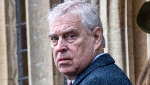 КРАЉ ЧАРЛС ПРОТЕРАО РОЂЕНОГ БРАТА ИЗ КУЋЕ:Послуга спаљивала намештај, имање на ком ће живети изгледа као ГРАД ДУХОВА