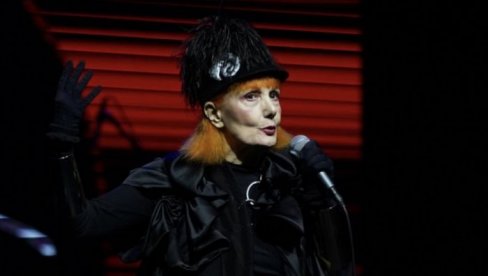 SLIČNOST JE NEVEROVATNA: Ovako izgleda mlađa sestra legendarne Josipe Lisac, ljudi su šokirani! (FOTO)