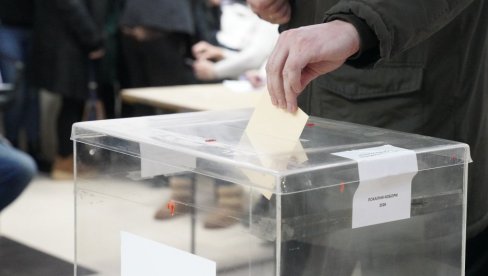 ЛОКАЛНИ ИЗБОРИ У СРБИЈИ: Затворена бирачка места