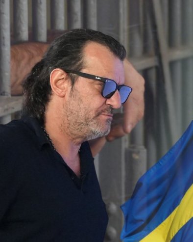 ИСПЛИВАЛА ДОКУМЕНТА ШВЕДСКЕ ПОЛИЦИЈЕ: Лукас сумња на сачекушу - помиње колеге