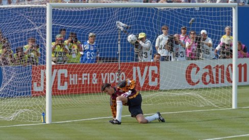 OPROSTI NAM ŠTO PLAČEMO! Otišao je čuvar naše mladosti i heroj najlepšeg leta koje smo ikada doživeli
