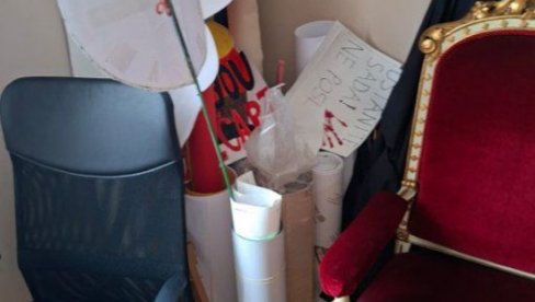 РЕКТОРАТ ИЛИ ТЕРОРИСТИЧКА БАЗА?! Погледајте шта су припадници УКП пронашли у згради (ФОТО)