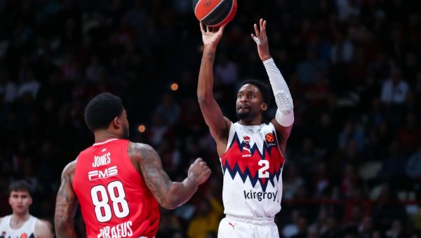 САДА И ЗВАНИЧНО! Црвено-бели без центра у завршници Евролиге