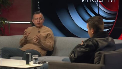 ЂОКИЋ БИ ОДМАХ ПРИЗНАО ТЗВ. КОСОВО: Зашто су блокадери вечерас скандирали терористичкој УЧК? (ВИДЕО)