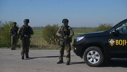 RASPOLAGALI SMO PODACIMA DA ĆE LICE IZ GRUPE MIGRANATA POKUŠATI DIVERZIJU Javnosti se obraća šef VBA o slučaju u Kanjiži
