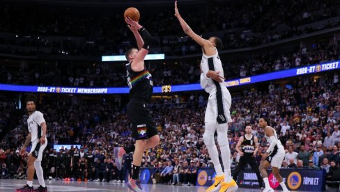 НЕ МОЖЕ МУ НИКО НИШТА! Нестварни Јокић доминира, Денвер јури девету узастопну победу!